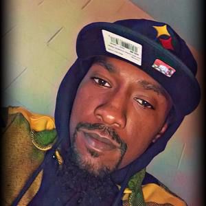 Meet your Posher, Lorenzo